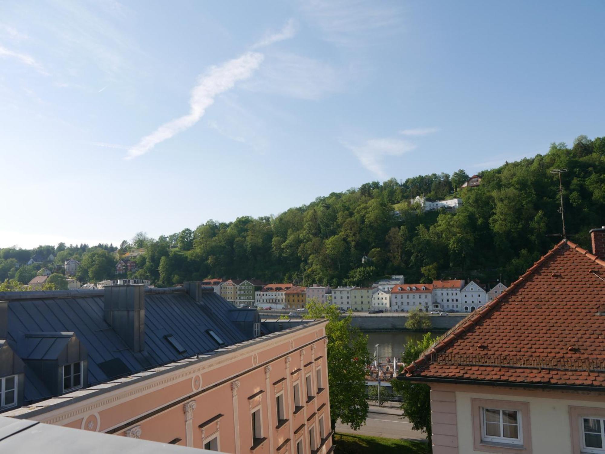 Penthouse - Zentral Und Genial Passau