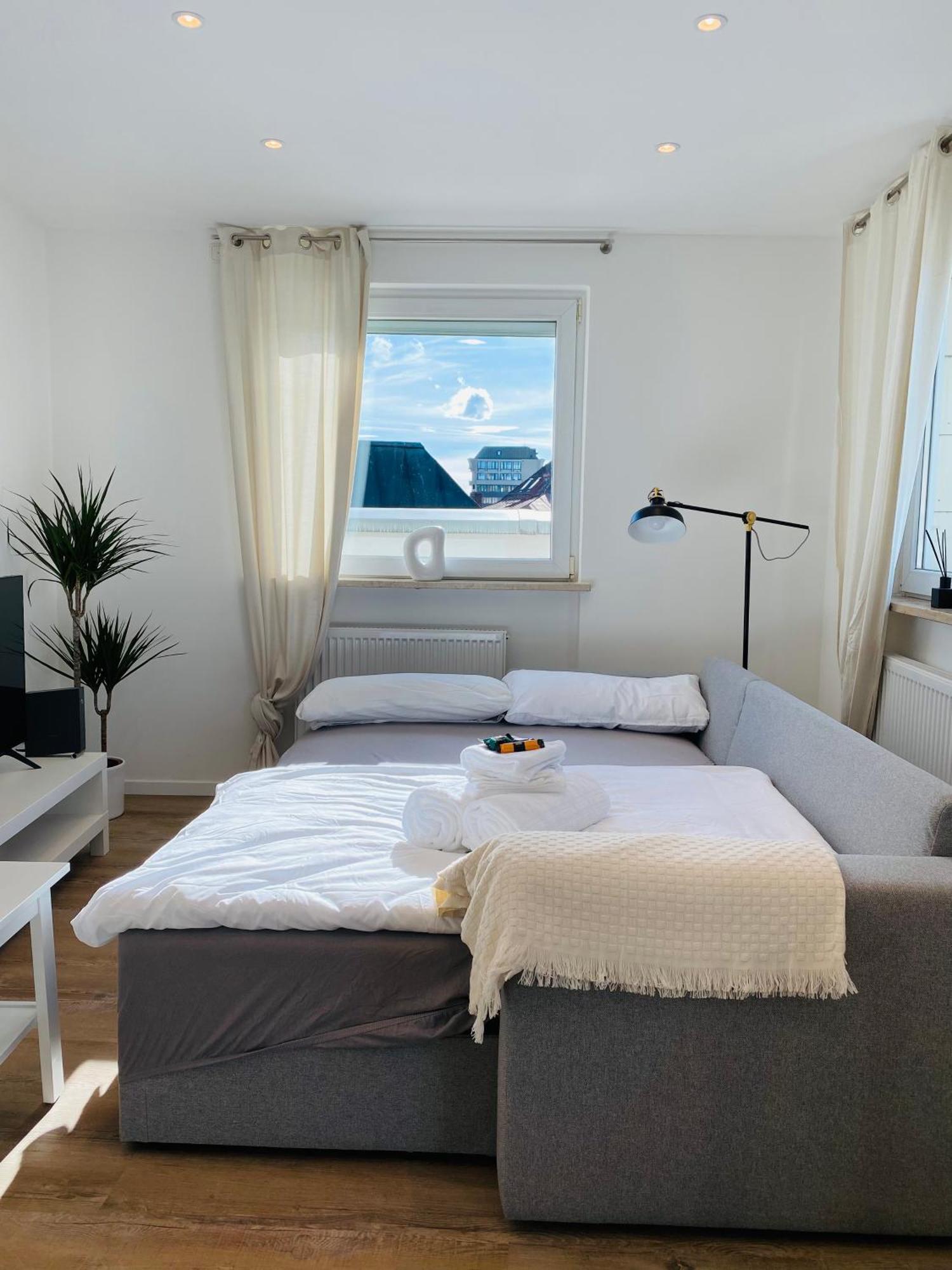 Penthouse - Zentral Und Genial