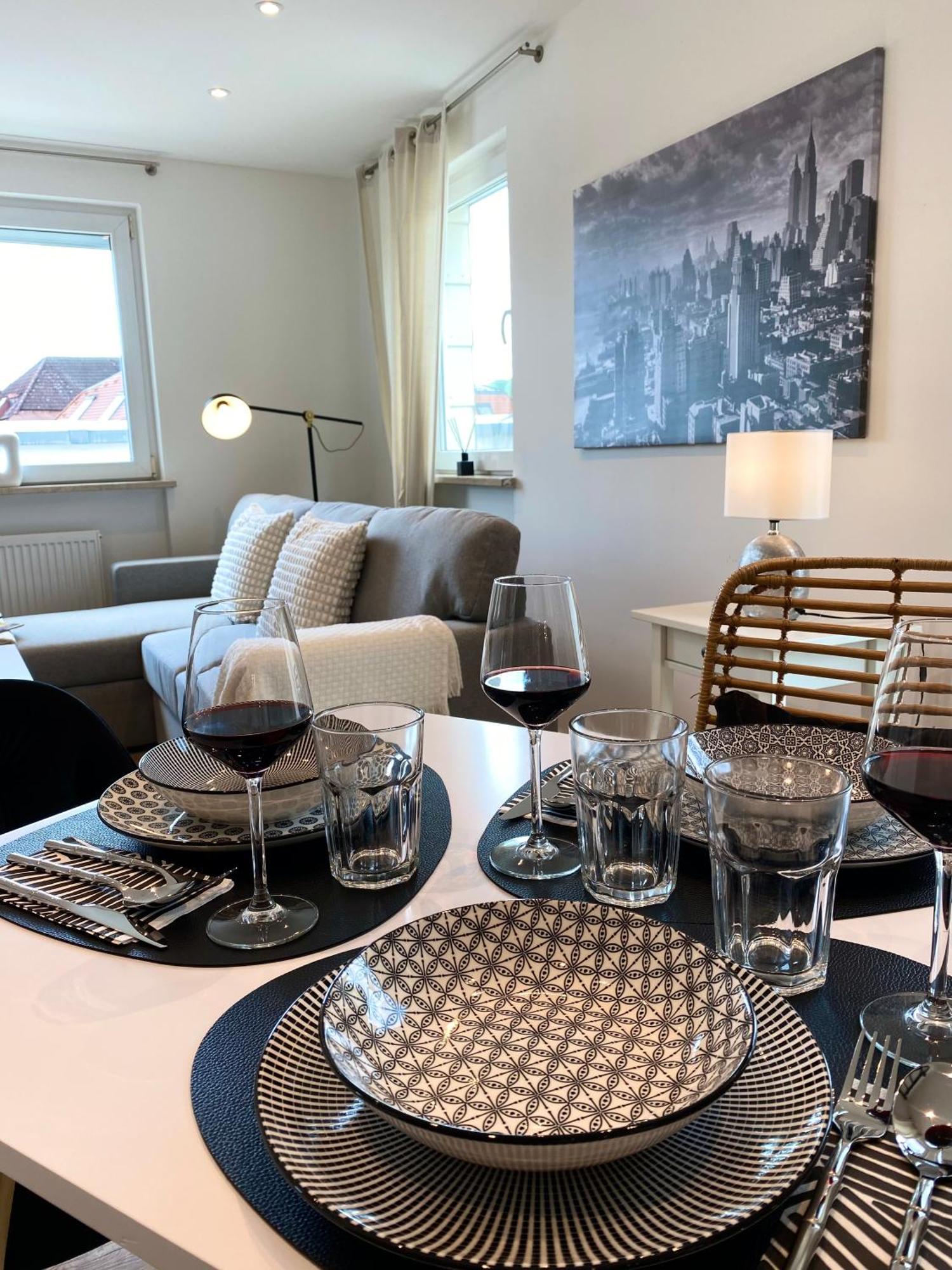 Penthouse - Zentral Und Genial Passau